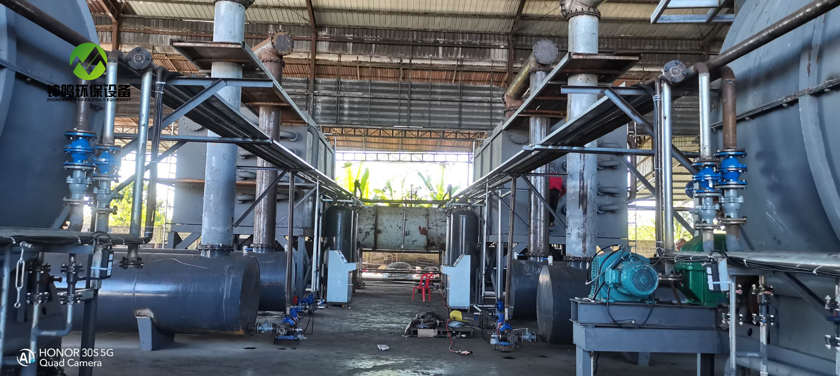 老撾裂解設(shè)備安裝案例